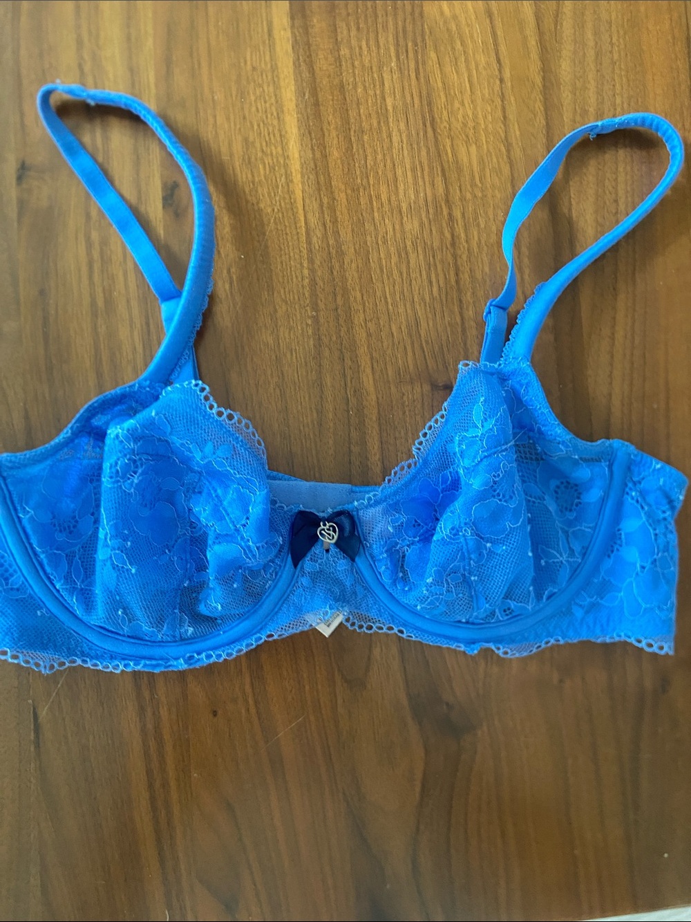 Victoria’s Secret Blue Lace Underwire Bra